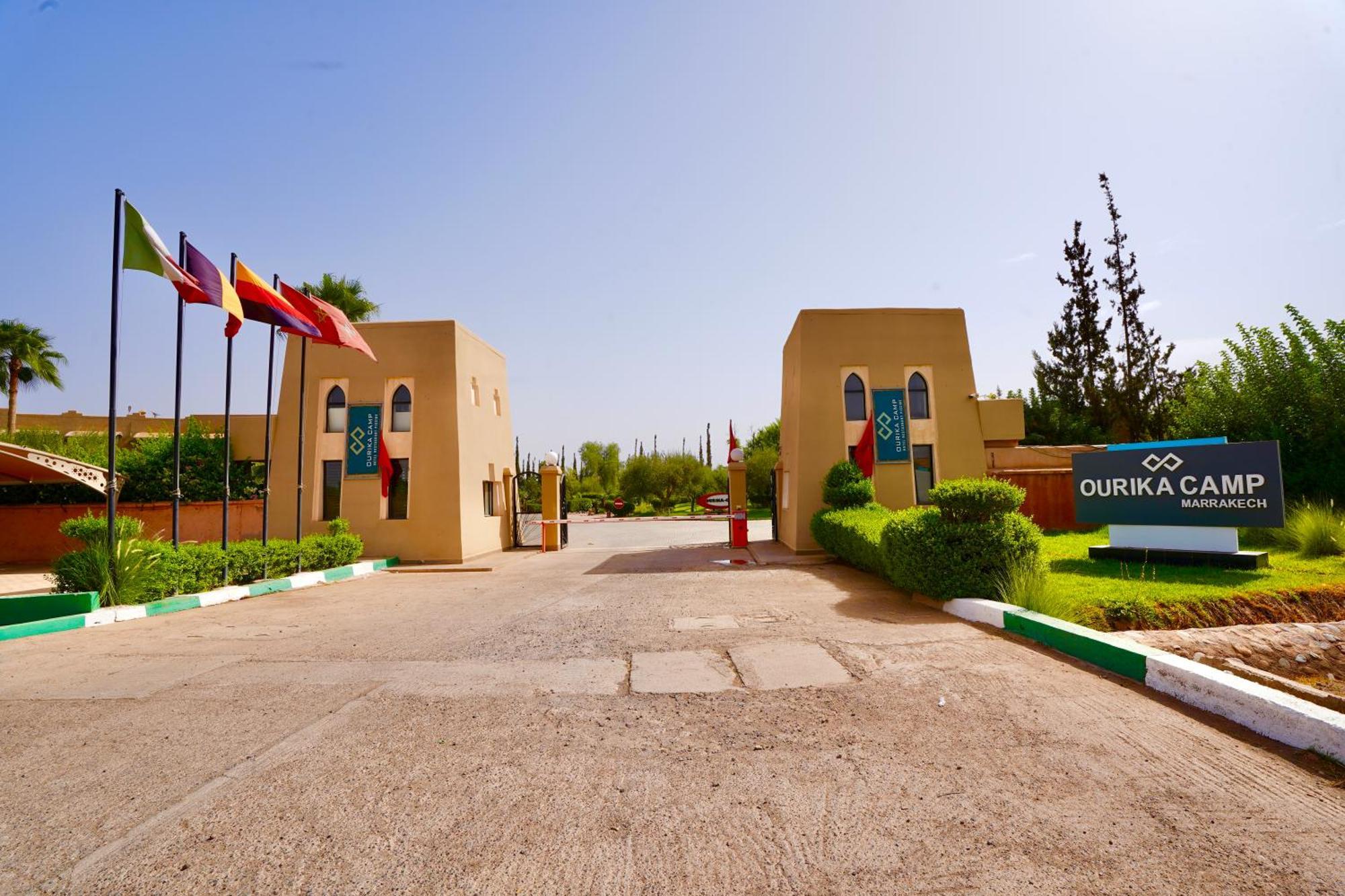 Ourika Camp Suites Hotel & Resort El Harkat エクステリア 写真