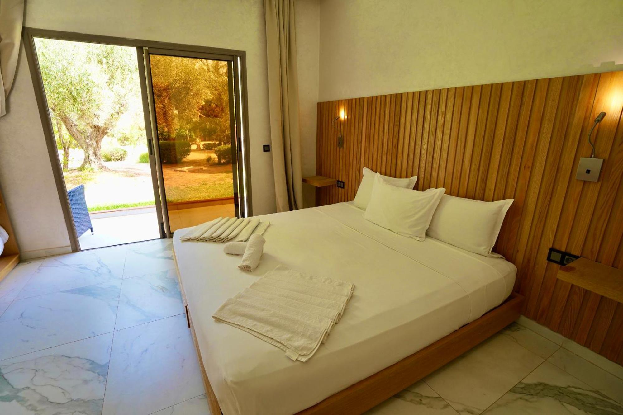 Ourika Camp Suites Hotel & Resort El Harkat エクステリア 写真