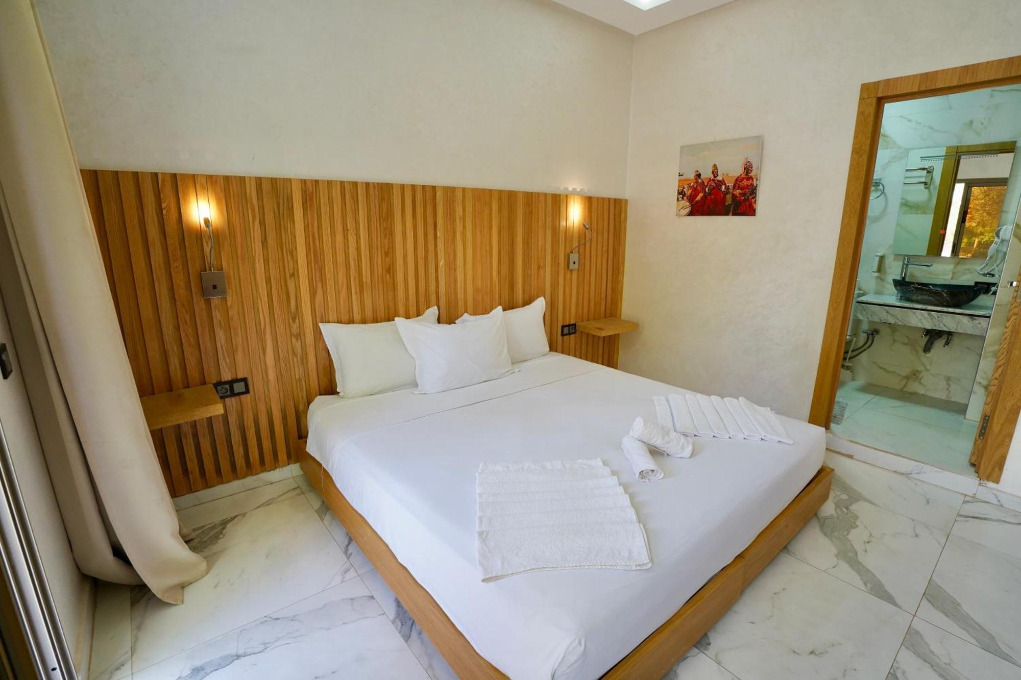 Ourika Camp Suites Hotel & Resort El Harkat エクステリア 写真