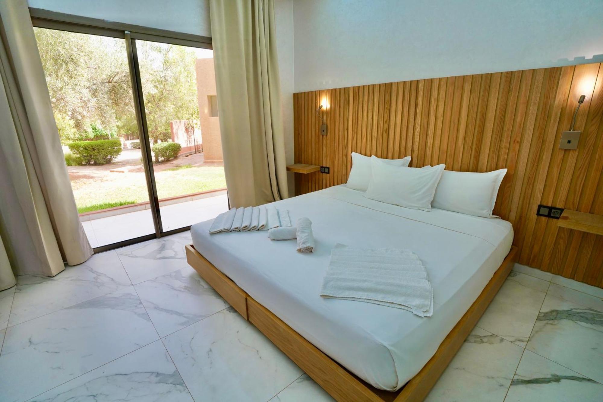 Ourika Camp Suites Hotel & Resort El Harkat エクステリア 写真